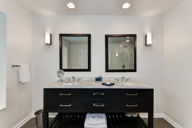 What to Look For When Choosing a Double Sink in Your Master Bath