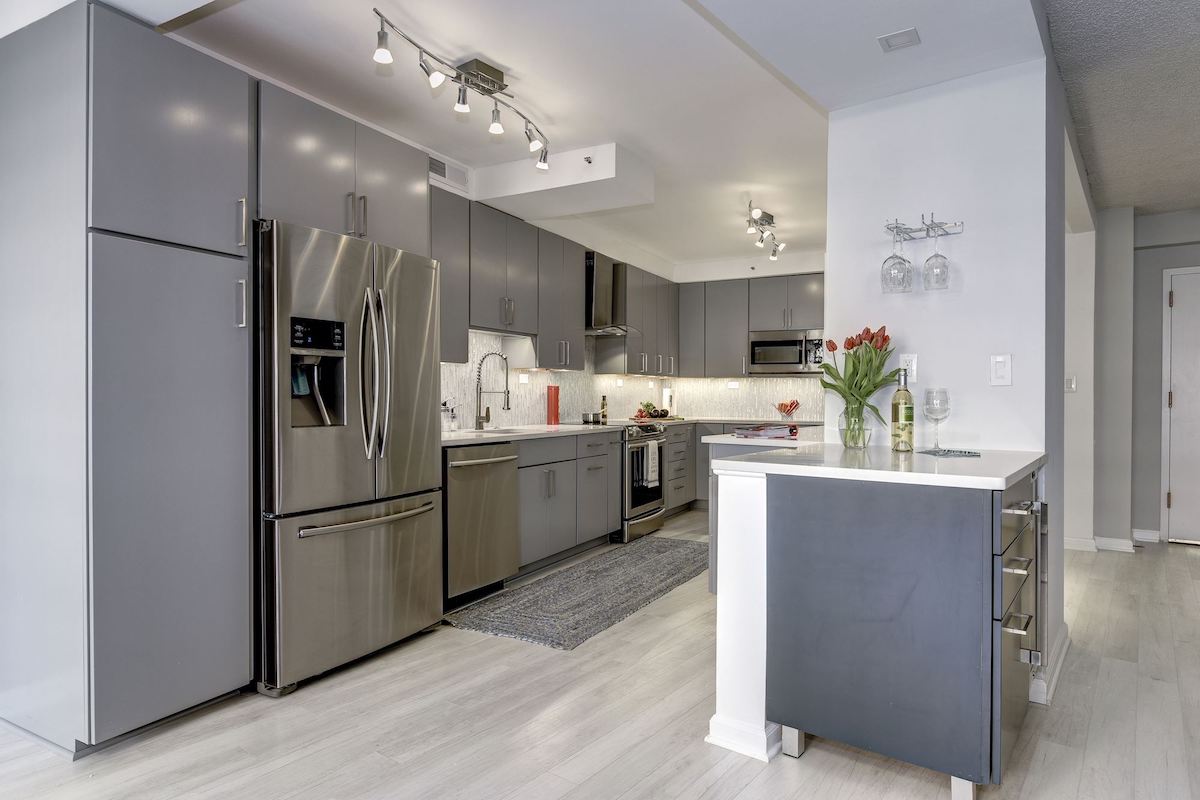 gray-silver-kitchen-design-arlington-va