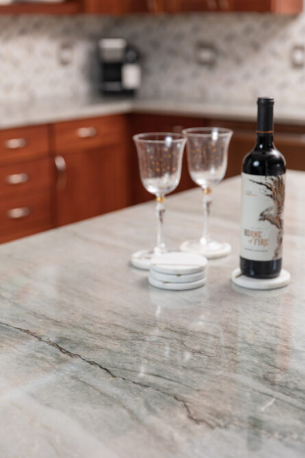 marble-kitchen-countertop-wine-glasses-marble-coasters
