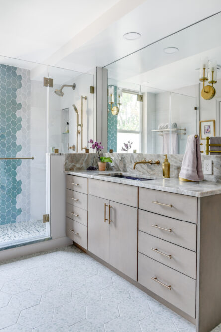 reston-va-blue-white-grey-beige-bathroom-design